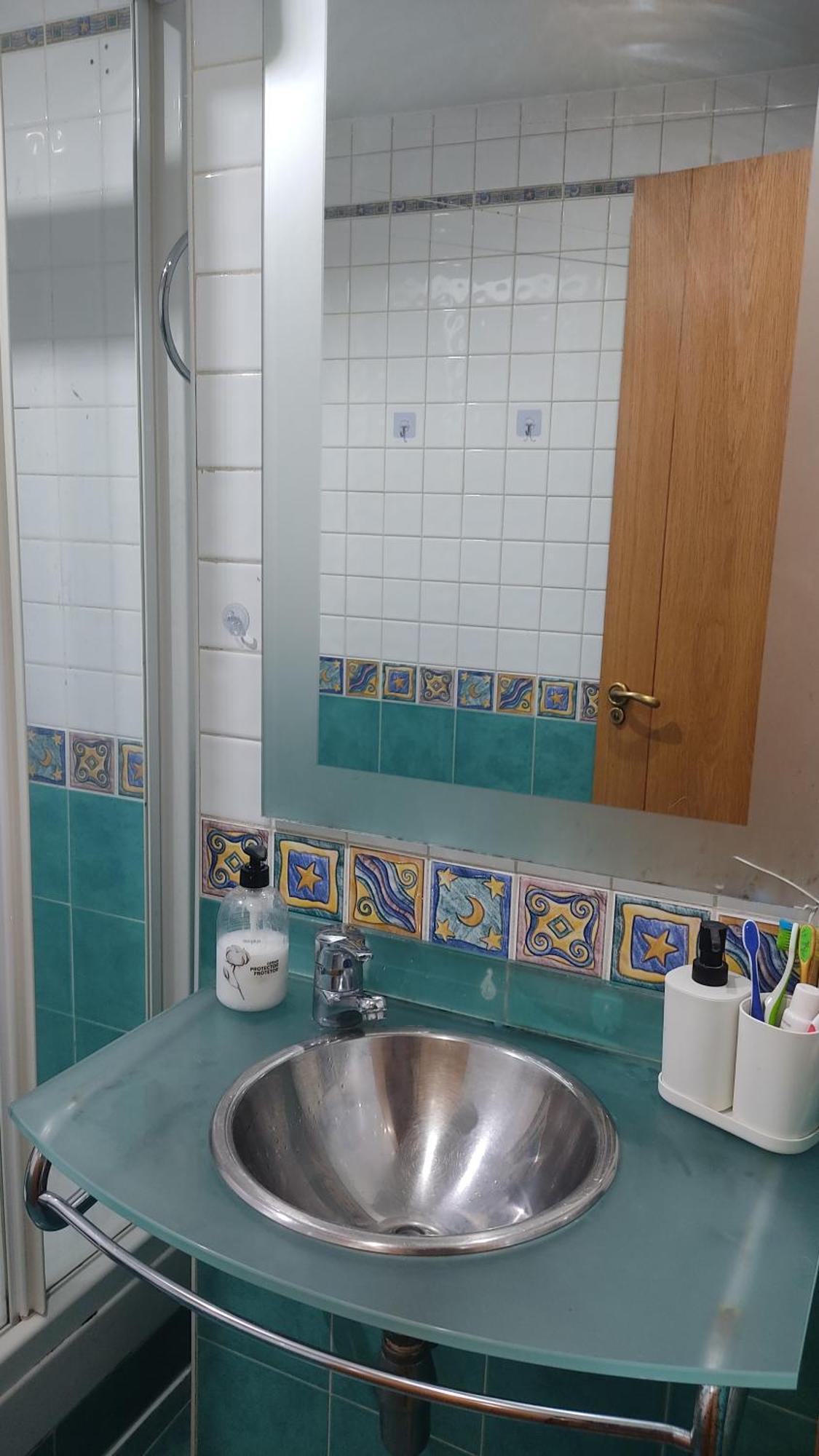 Habitacion Individual Con Bano Y Cocina Compartida Hotel Madrid Eksteriør billede