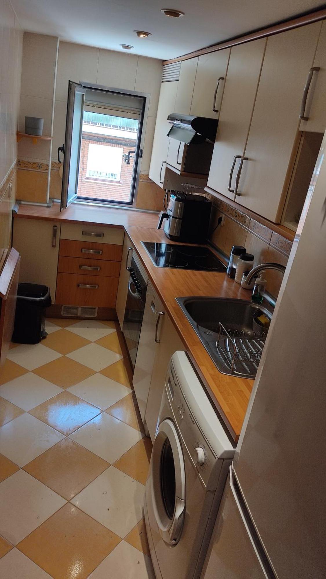 Habitacion Individual Con Bano Y Cocina Compartida Hotel Madrid Eksteriør billede